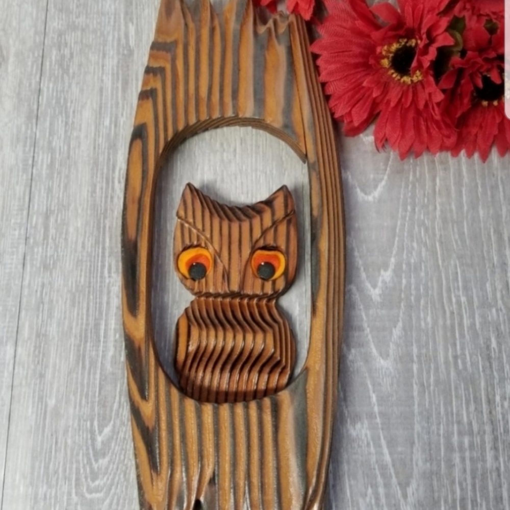 Wooden owl wall art (Green Mountain)